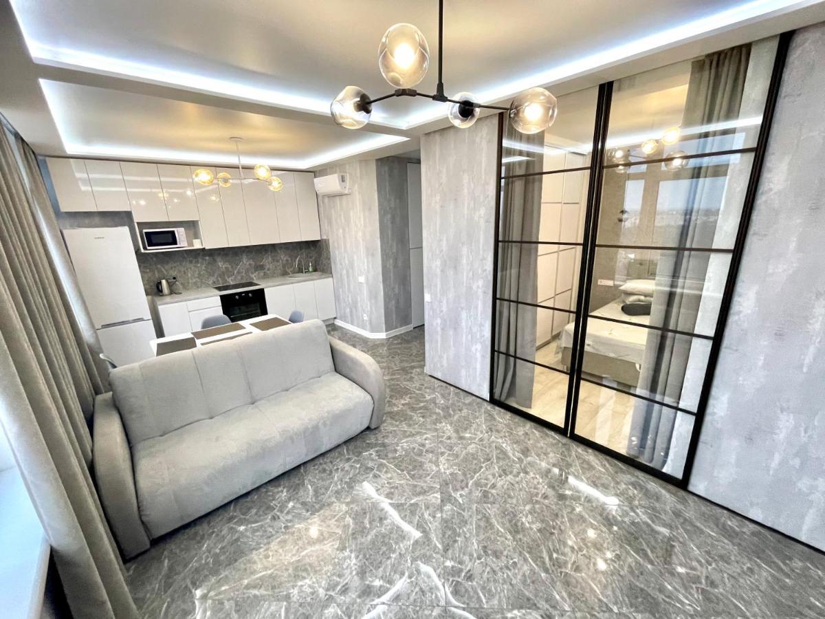 Сozy 704 Sunrise Apartments On The 22Nd Floor In The Center Oldenburg Bagian luar foto